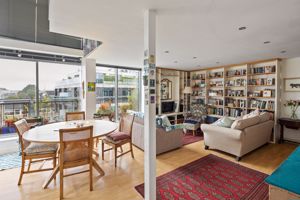 Reception/Dining - click for photo gallery